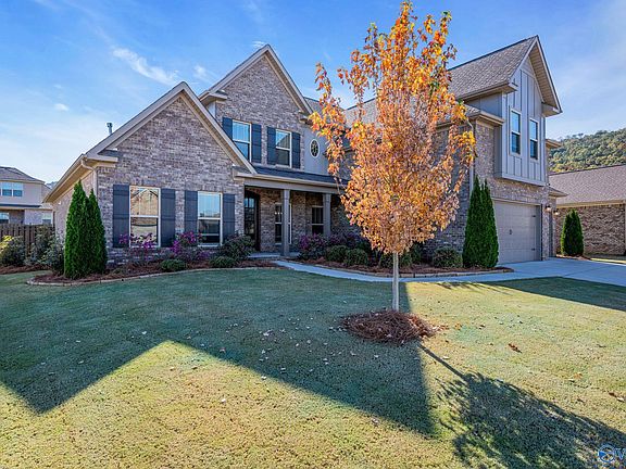 3rd image of 3005 Chimney Cove Cir