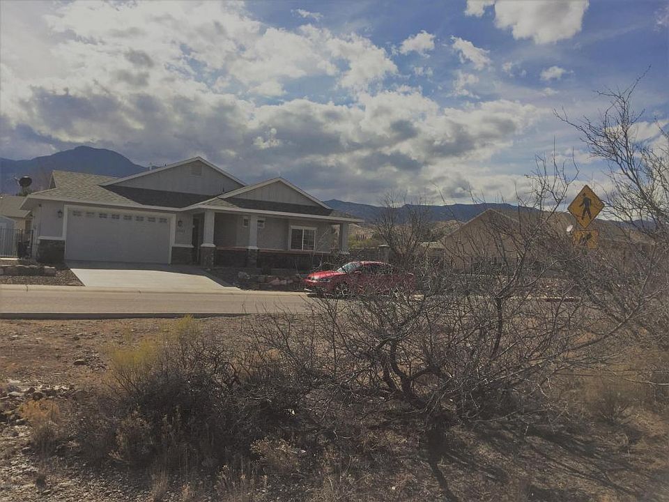 2nd image of 141 Stonecrest