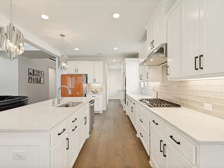 4241 Mill Pond Dr — Photo 5