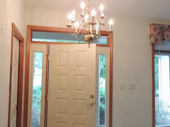 3rd image of 18 Trafalgar Ln