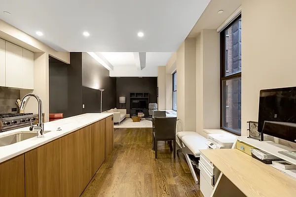 Sold by Compass | media 2