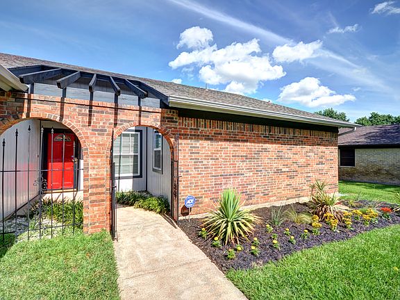 2nd image of 6508 Chilton Dr