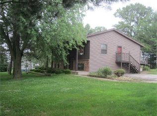 W2593 Kramer Rd, Seymour, WI 54165
