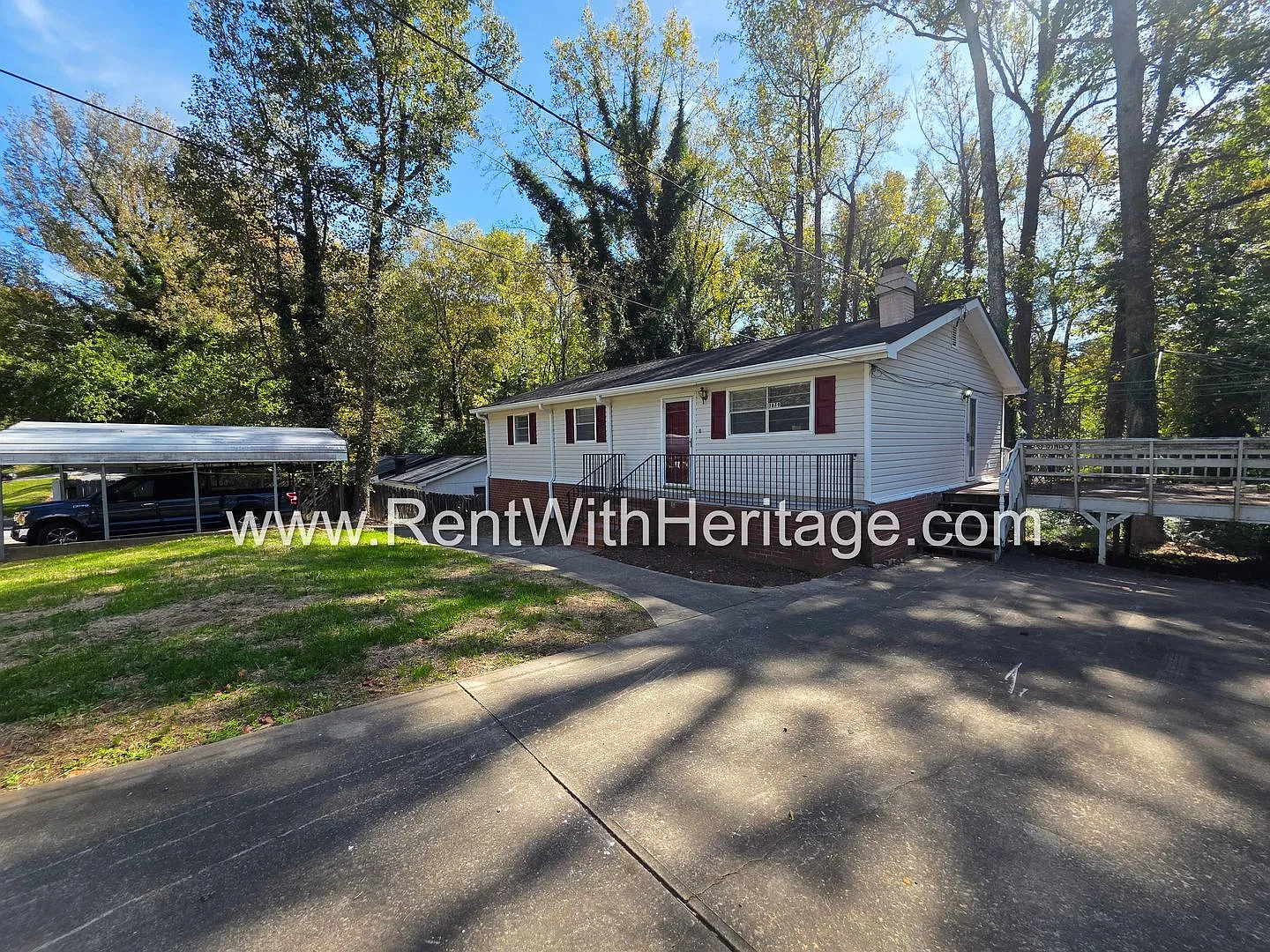 Awesome Updated 3 Bd / 1.5 Bath Ranch Home With All The Upgrades / Gorgeous and New / Great Location — Photo 3