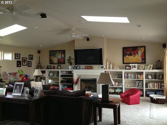 3rd image of 59037 Cooperspur Ct