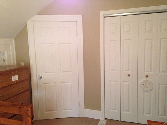 Upstairs bedroom 2