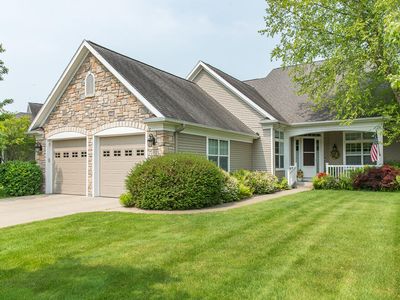 8734 Oakland Hills Cir, Portage, MI, 49024