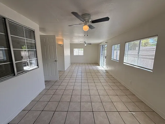 2998 Kennewick Dr — Photo 16