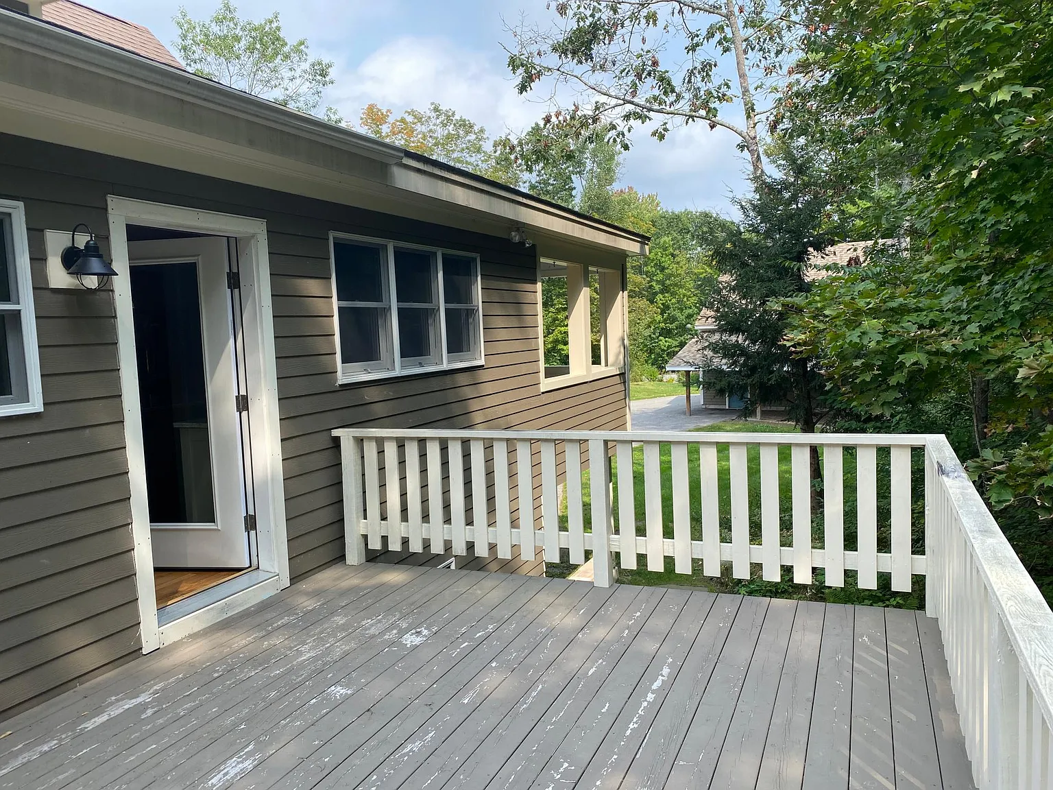 3 bed, 2.5 bath, 2316 sqft, $3,000 — Photo 3