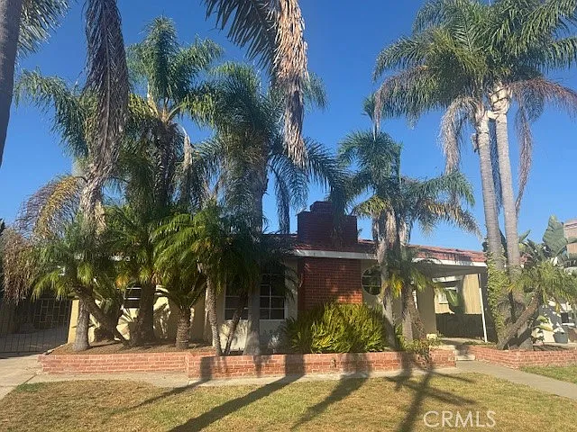 3 bed, 1400 sqft, $7,500 — Photo 2