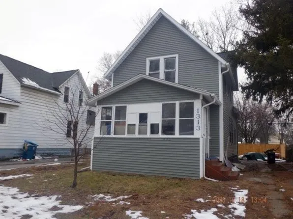 1313 Reed Ave, Kalamazoo, MI 49001
