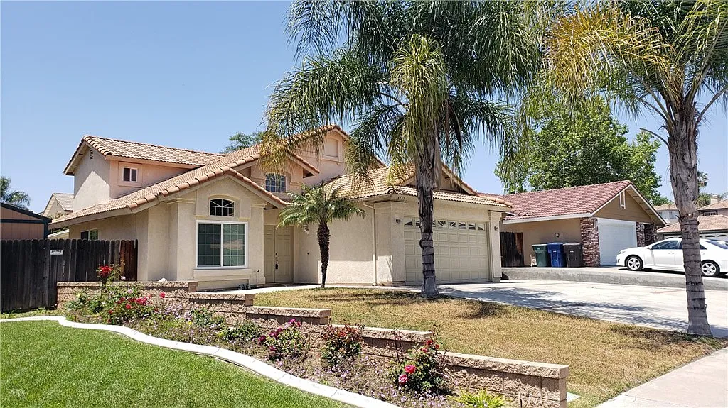 4 bed, 1840 sqft, $3,400 — Photo 2