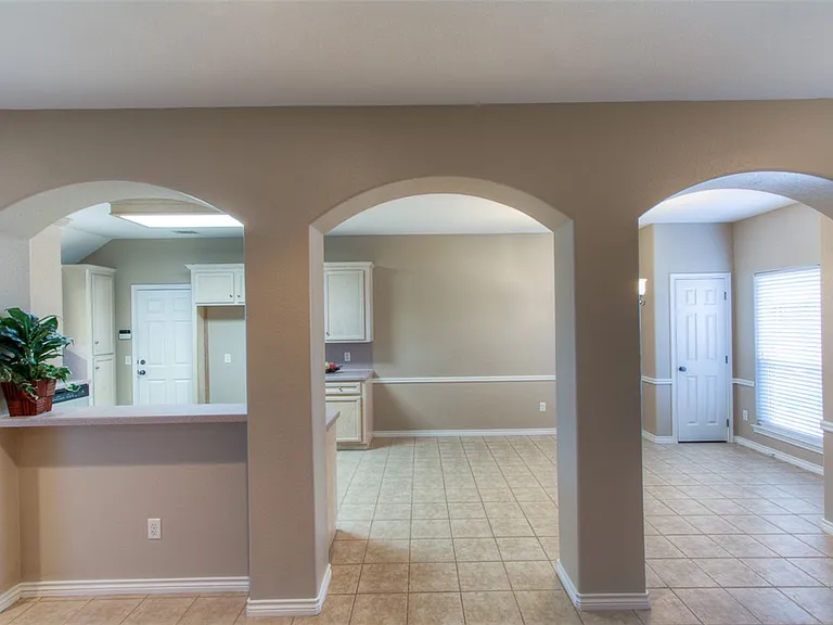 3302 Fredrick Ct — Photo 7