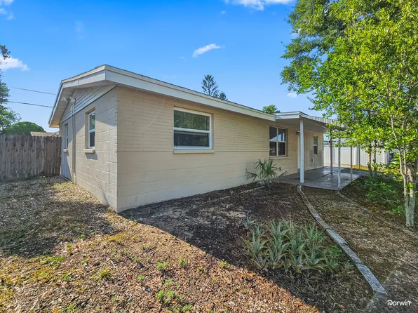 1048 Powersong St, Holiday, FL 34690