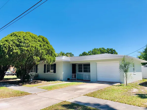 210 61st St S, Saint Petersburg, FL 33707