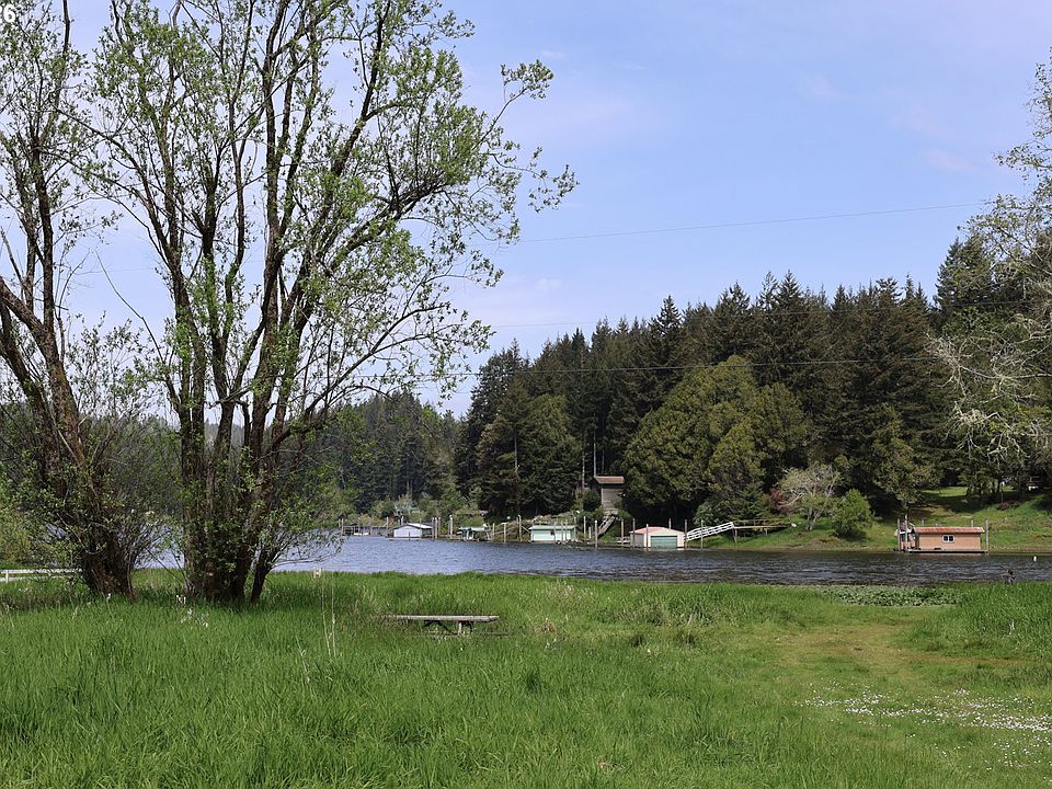 1st image of Sun Lake Ln