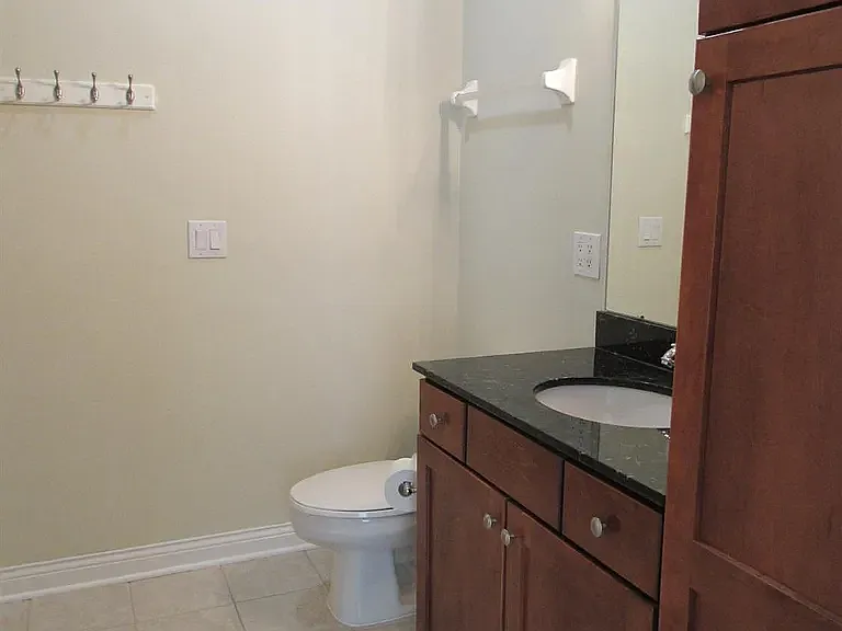 252 Stetson St #103 — Photo 8