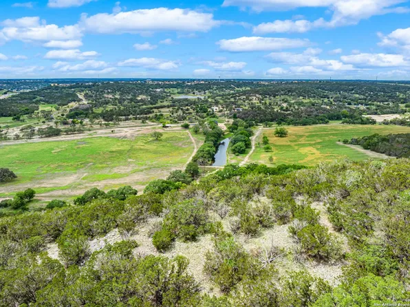 200 Countless Views Dr. LOT 16, Kerrville, TX 78028