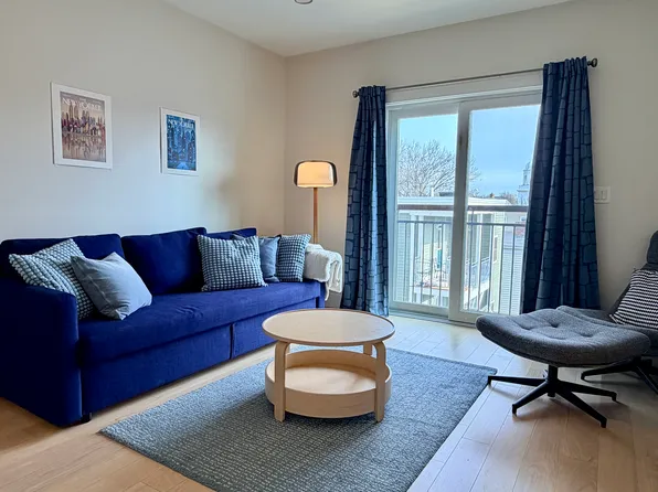 1975 Massachusetts Ave #302, Cambridge, MA 02140