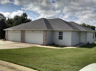 308-310 W Daniels St, Ozark, MO 65721