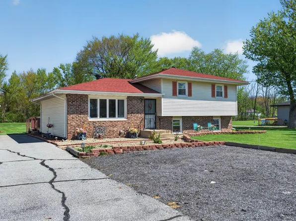 4026 W 61st Ave, Hobart, IN 46342