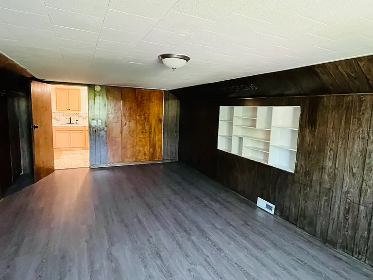 90 Longmeadow Rd #3 — Photo 12