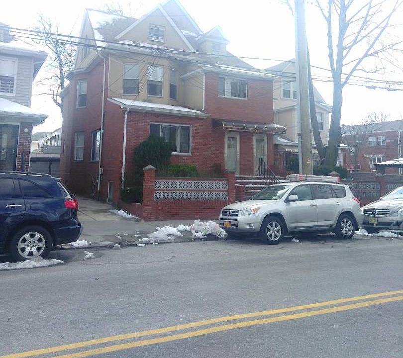 1st image of 1606 Avenue V