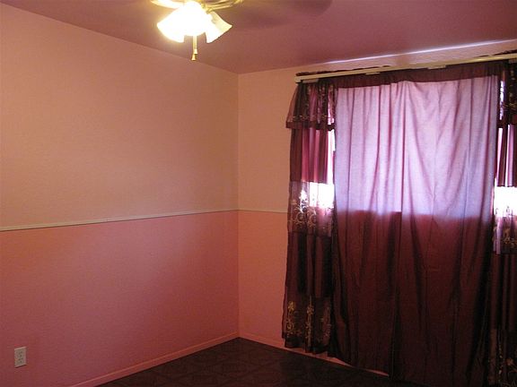 5th image of 2705 S Lea Ave