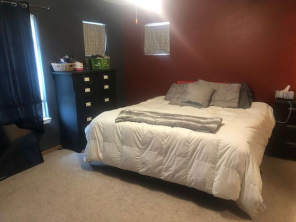 2nd image of 1215 Amelia Dr APT 2