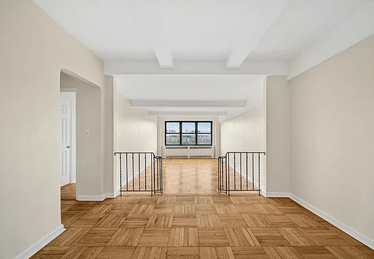 930 Grand Concourse #8F — Photo 1