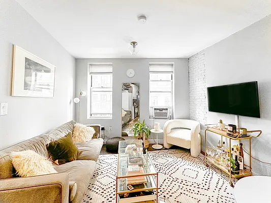 Rented by Compass | media 5