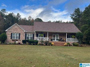 631 Burtram Cir, Springville, AL 35146