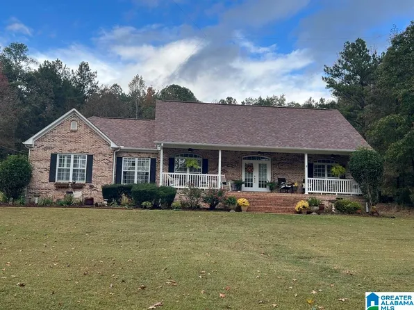 631 Burtram Cir, Springville, AL 35146