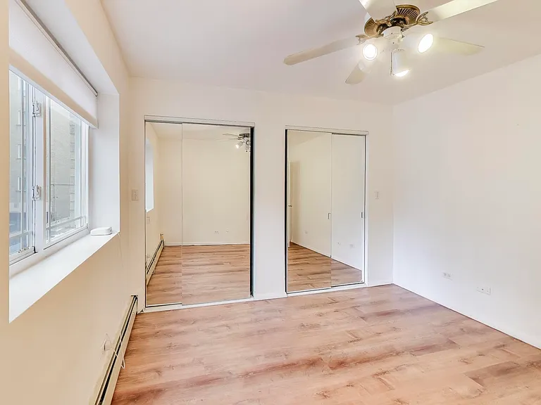 5400 N Sheridan Rd #210 — Photo 6