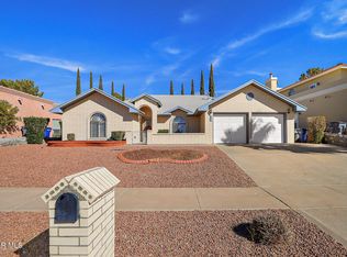 808 Dulce Tierra Dr, El Paso, TX 79912