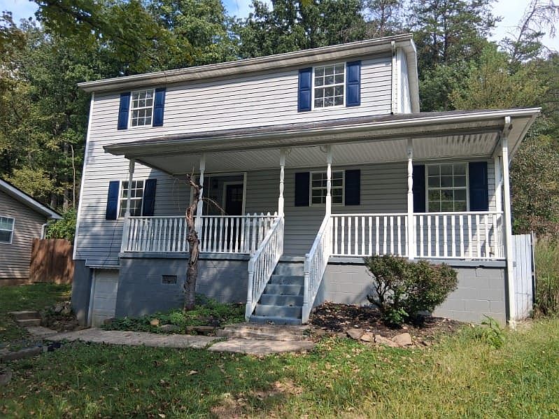 1st image of 218 Baker Rd