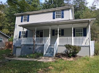 218 Baker Rd, Huntington, WV 25705