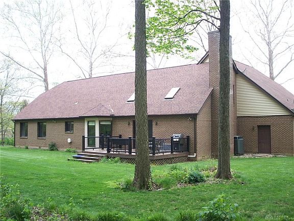 5th image of 990 Wenrick Dr