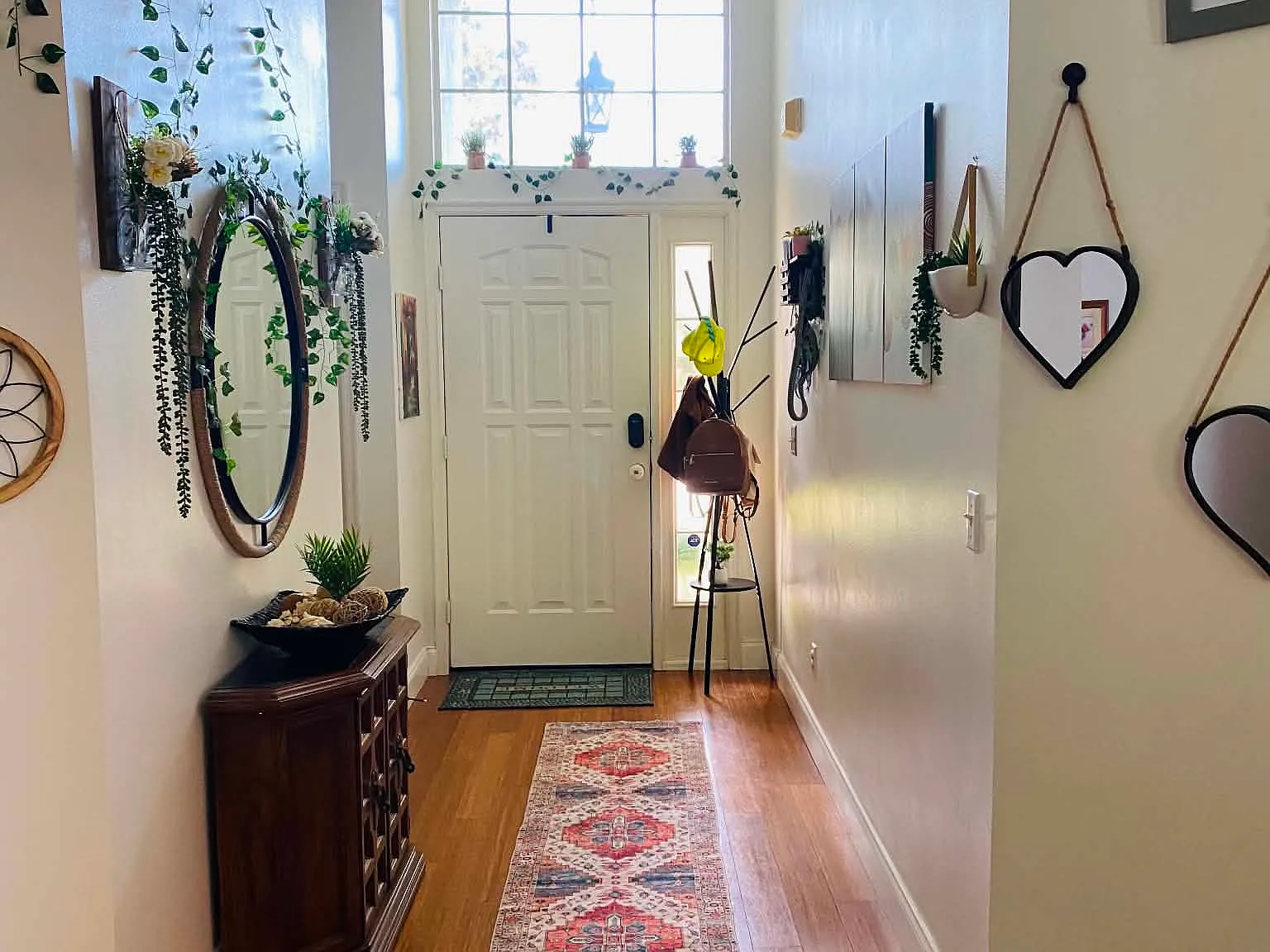 3 bed, 1728 sqft, $2,800 — Photo 3