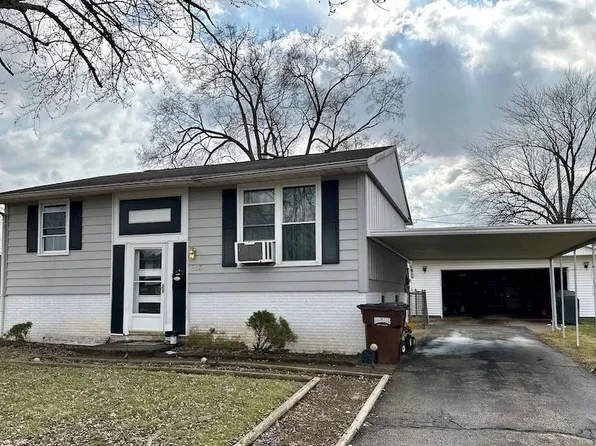 863 Portland Ave, New Carlisle, OH 45344