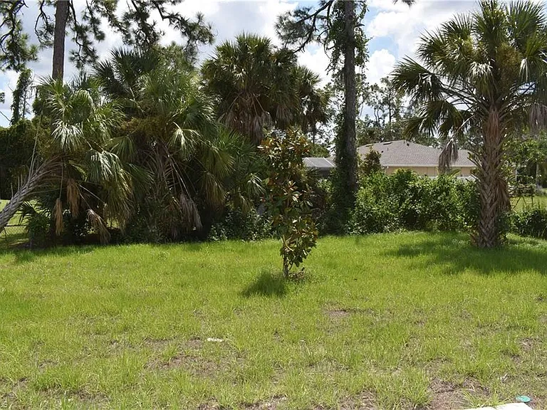 1544 Waldorf Dr — Photo 10