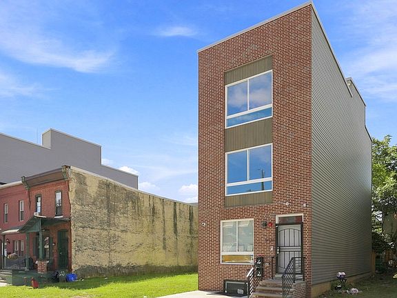 3rd image of 950 N 43rd St #2
