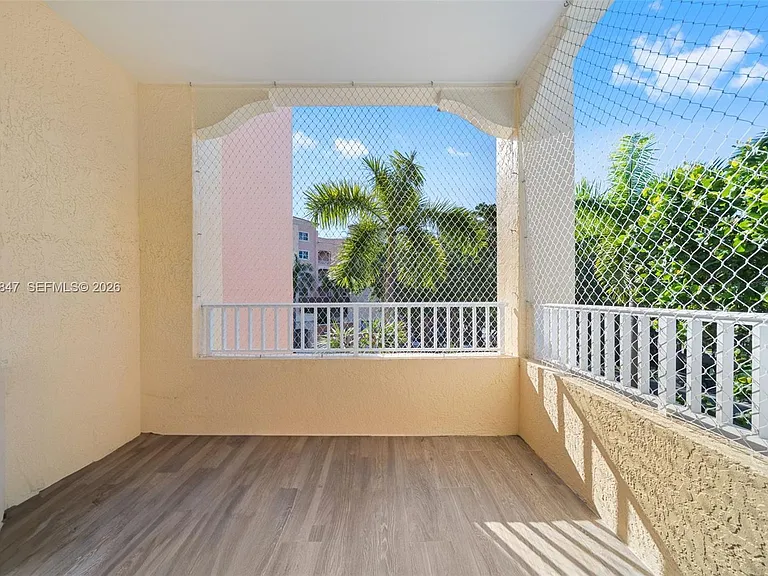 731 Crandon Blvd #308 — Photo 21