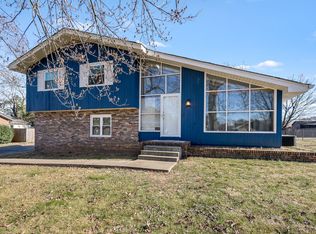 1110 Trinity Dr, Murfreesboro, TN 37129