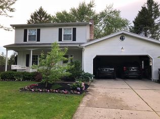 5947 Highgate Ave, East Lansing, MI 48823
