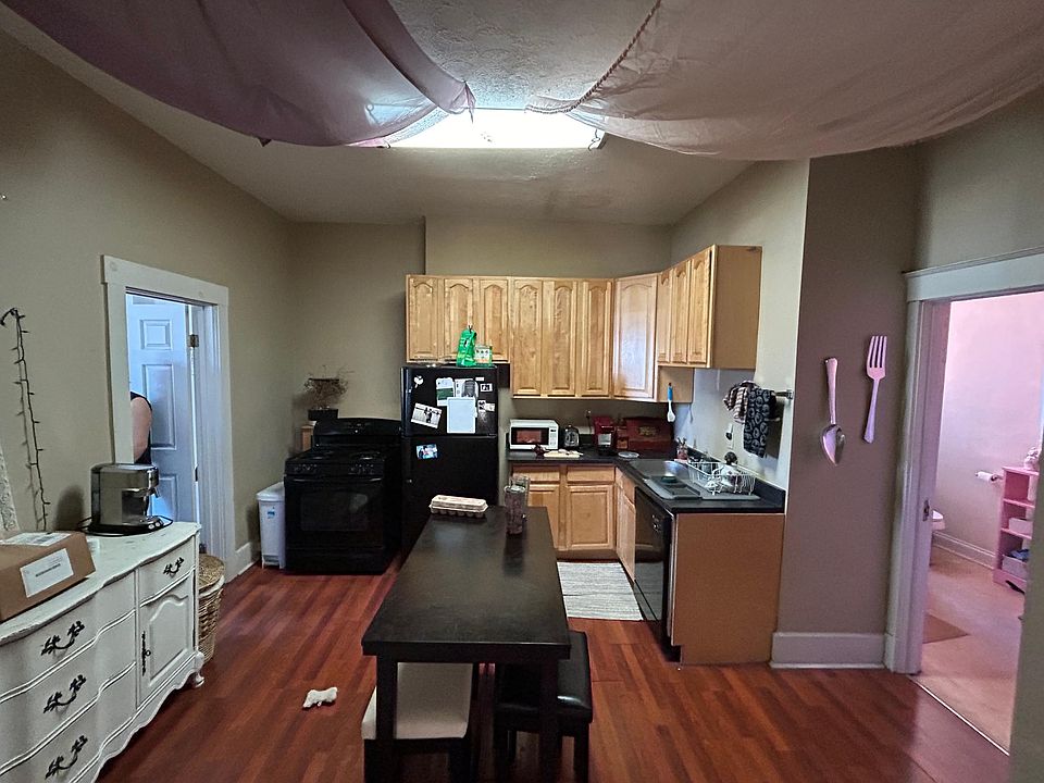 1st image of 235 W McMillan St #2