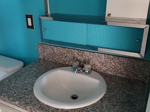 3rd image of 1541 E Harmon Ave APT 204