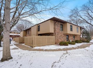 2425 Unity Ave N, Golden Valley, MN 55422
