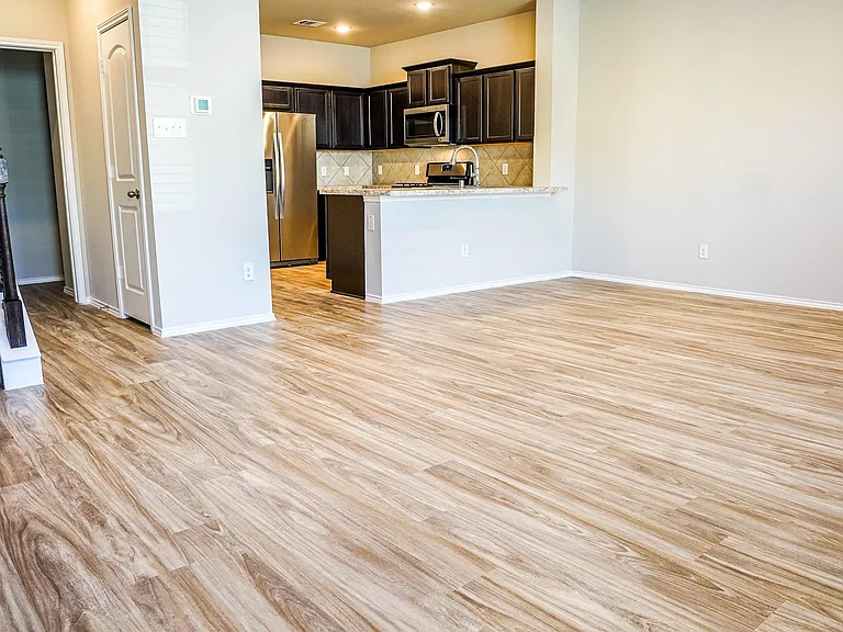 15810 Perthshire Creek Dr — Photo 9