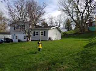 23 Ridgeway Sites Ave, Oswego, NY 13126